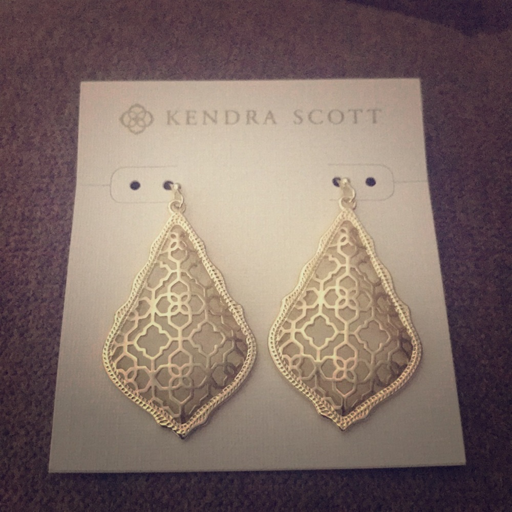 Kendra Scott Addie Earrings NWT